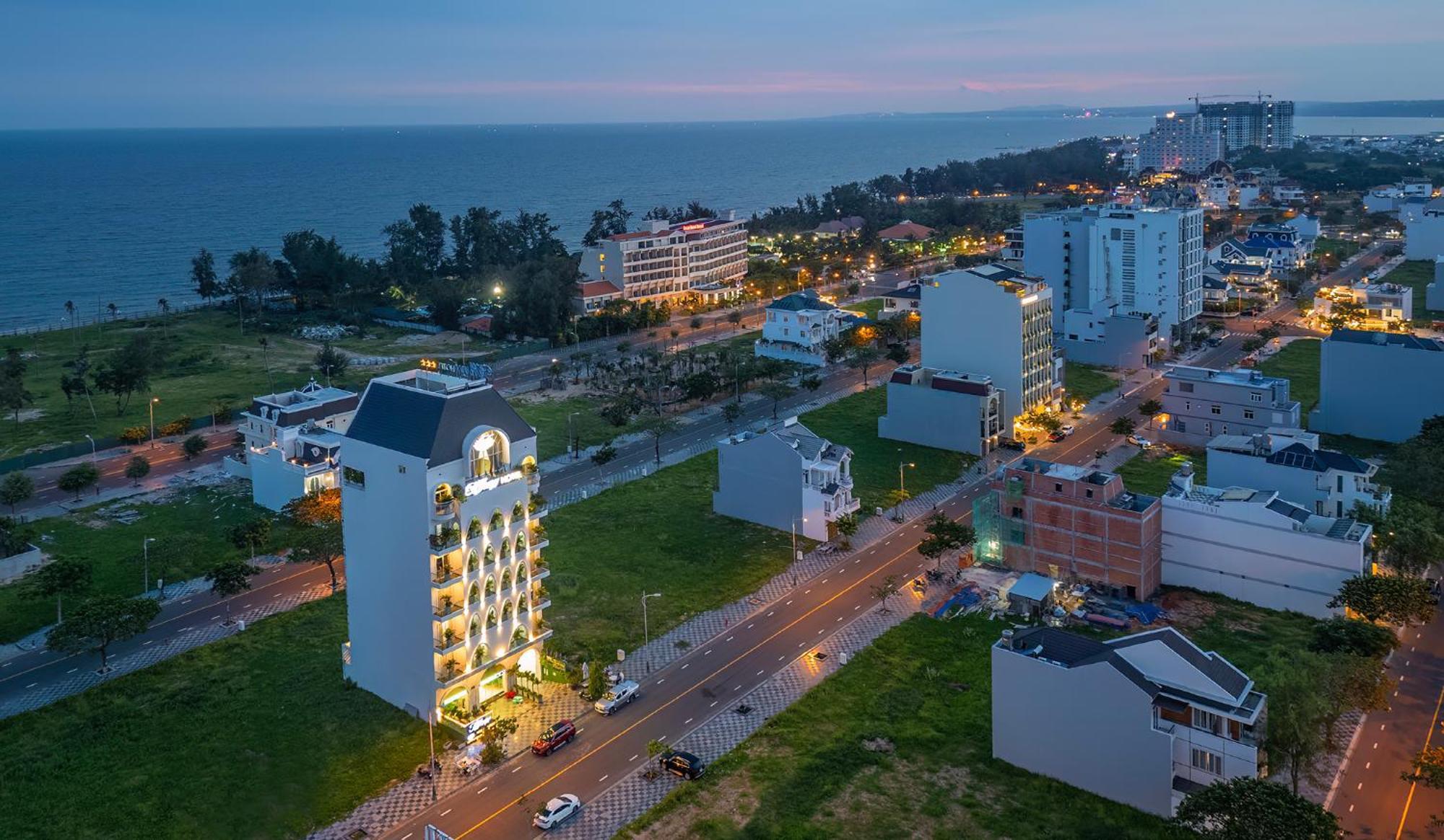 Tiffany Hotel & Restaurant Phan Thiet Exterior foto